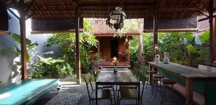 Klotok Surf Shack Klungkung