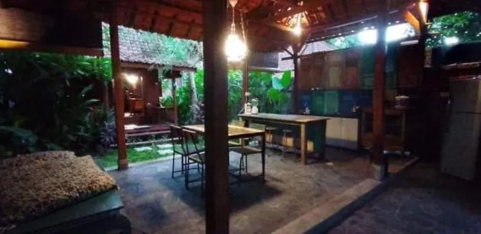 別荘 Klotok Surf Shack Klungkung
