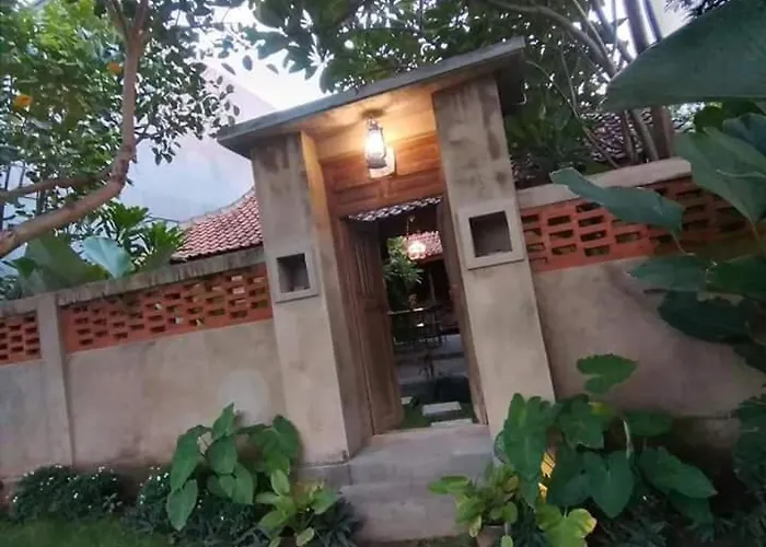 Klotok Surf Shack